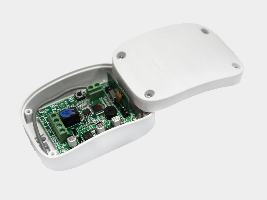 Внешний радиоприемник предназначен для управления автоматикой при помощи пультов DoorHan.